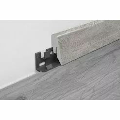 BAUHAUS LOGOCLIC Sockelleiste K40 C Eiche Calais 2,6 M X 19 Mm X 40 Mm, Gerade