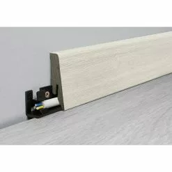 BAUHAUS LOGOCLIC Aquaprotect Sockelleiste K58 Beach Oak 2,6 M X 18 Mm X 58 Mm, Gerade