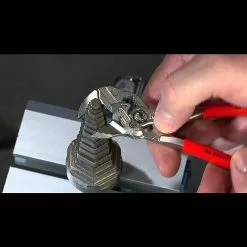 BAUHAUS Knipex Zangenschlüssel Länge: 125 Mm, Greifkapazität Muttern: 23 Mm, Material Griff: Kunststoff überzogen -Angebote Fliesen Store 12 7143