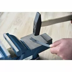 BAUHAUS Schraubstock 125 Mm, 360° Drehbar, Metall 7 BAUHAUS Schraubstock 125 Mm, 360° Drehbar, Metall -Angebote Fliesen Store 12 7582